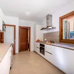 فيلة Manresa *